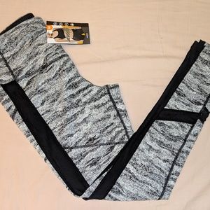 Avia Athletic Pocket Leggings